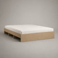 Holzbett mit Matratze 200x160cm Beige